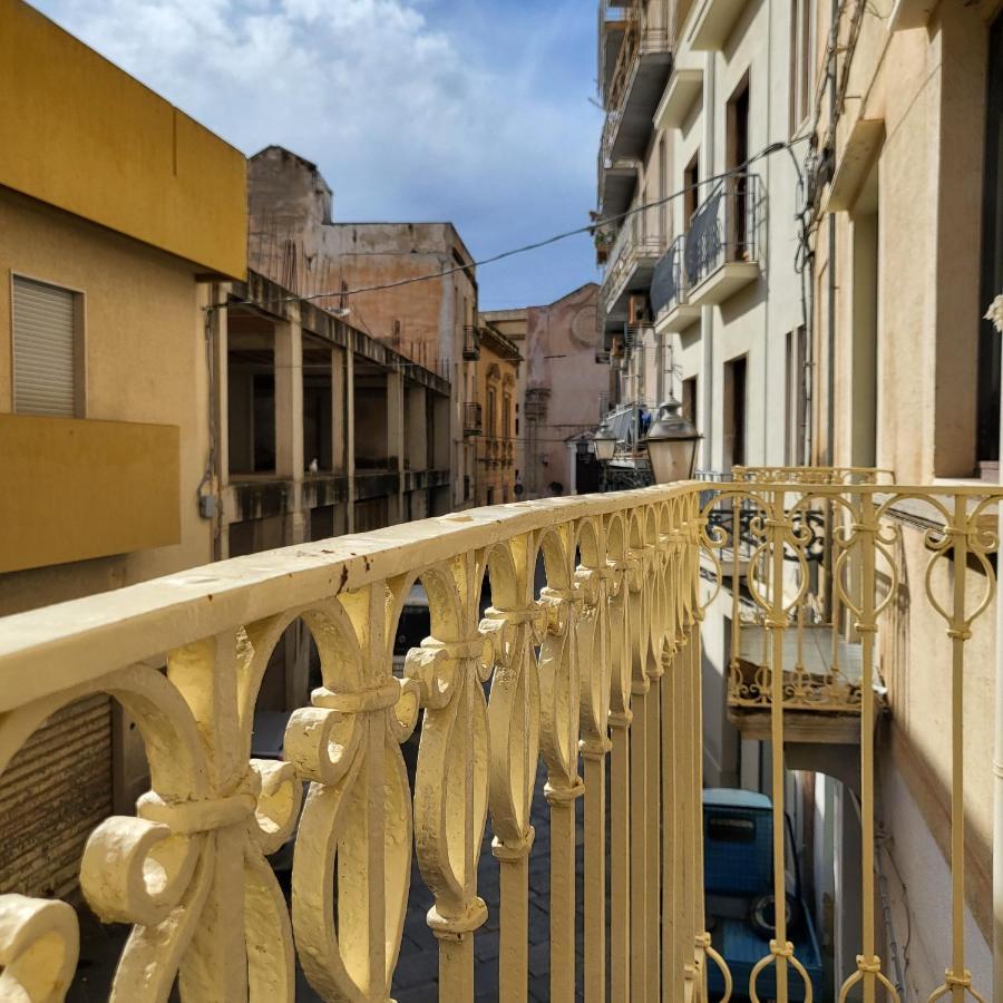 The Holiday House - Arricriati Trapani Kültér fotó